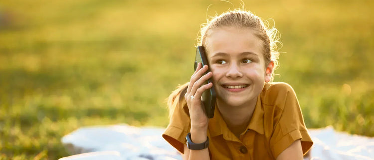 Child using a cell phone