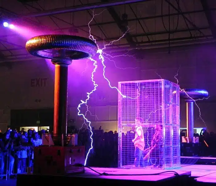 Does a faraday cage protect a device against any EMP? - Quora